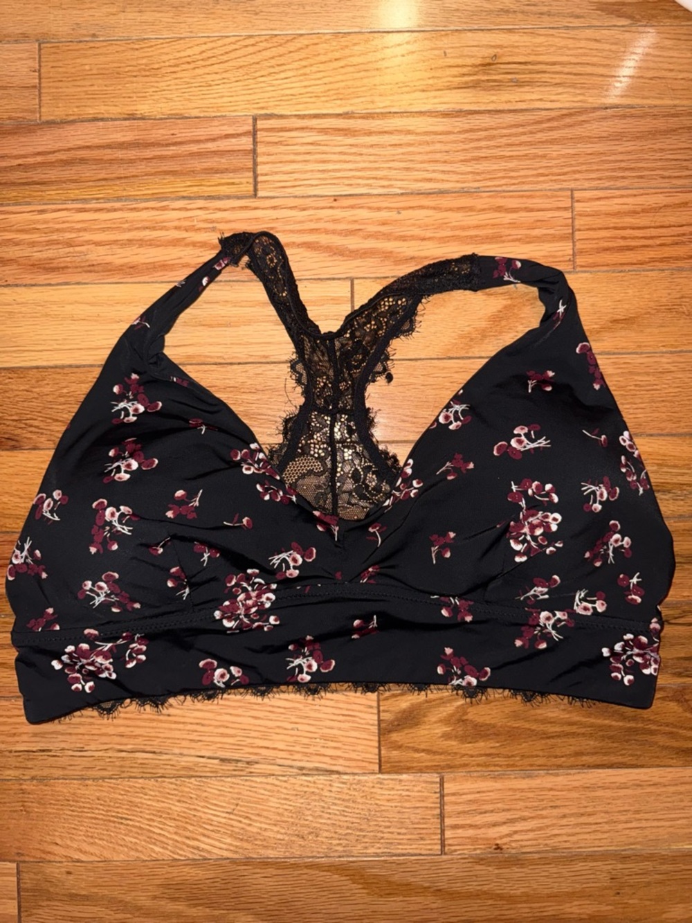 Maurices Floral Bralette Size 1 (1x) Soft Lace Comfortable Everyday Bra